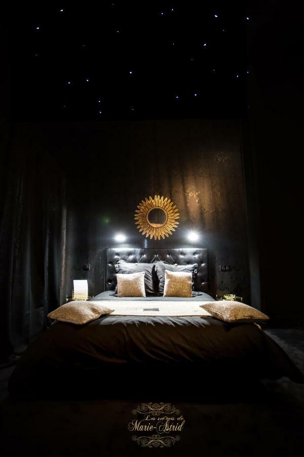 Les Secrets De Marie-Astrid, Suite Love Room Bordéus Exterior foto